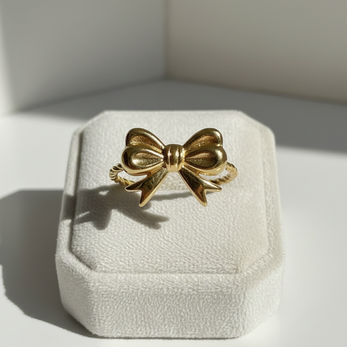 Chic Sleek Ring
